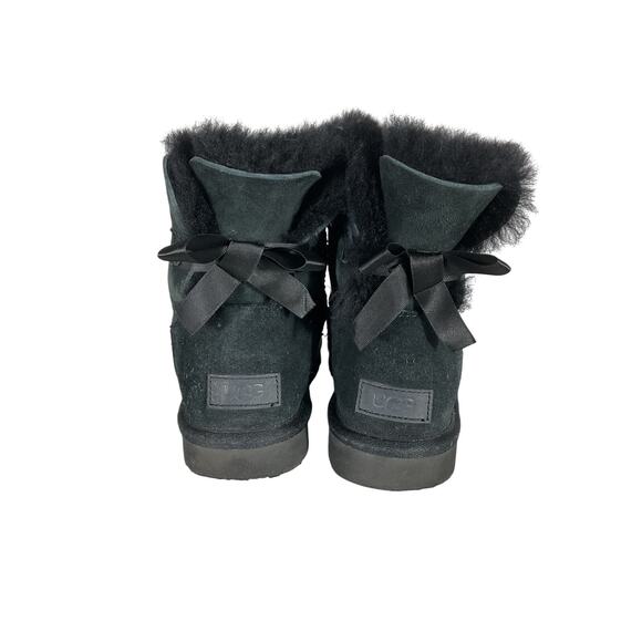 Ugg Mini Bailey Black Boots Size 8 B - Picture 5 of 6